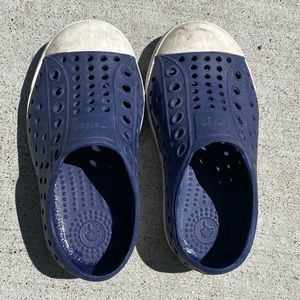 Native Jefferson waterproof toddler shoe
